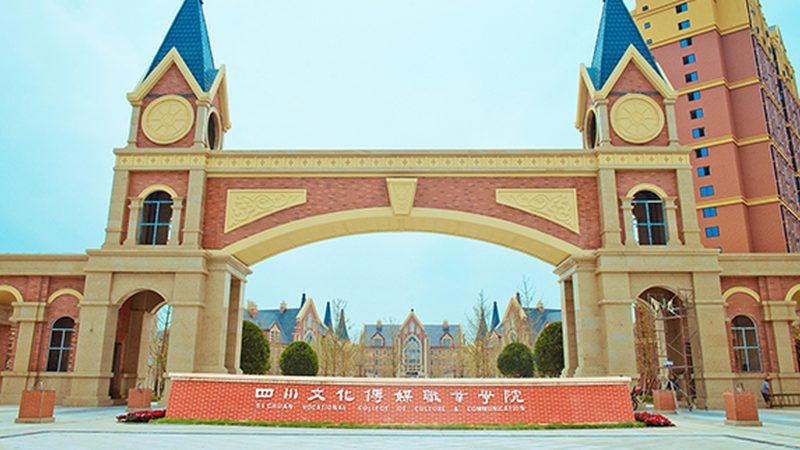 一部纪录片从想法到成片，中间隔着多少坑